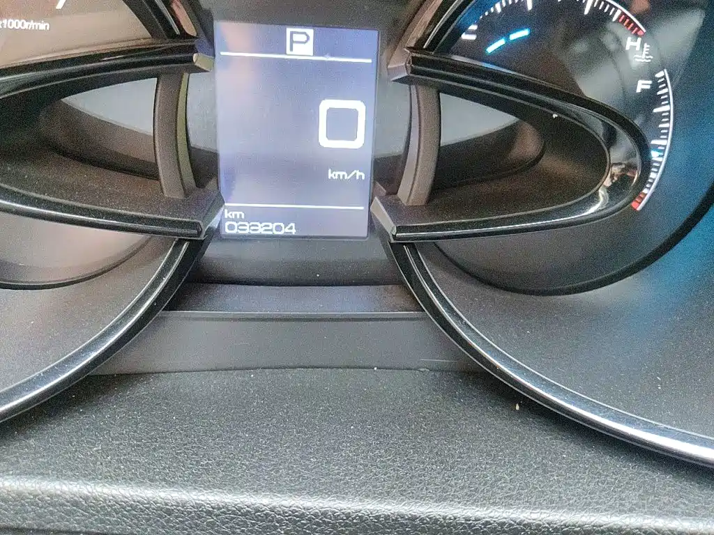 Dongfeng Fengshen AX7 2015 — фото 9