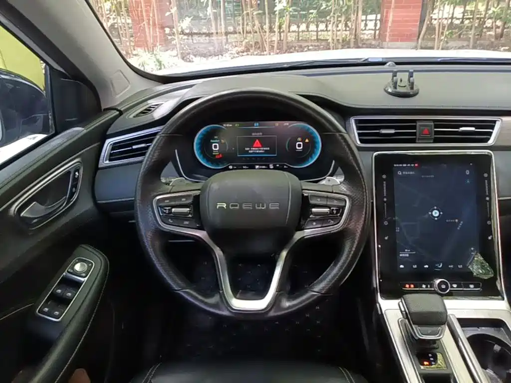 Roewe RX5 New Energy 2021 — фото 11