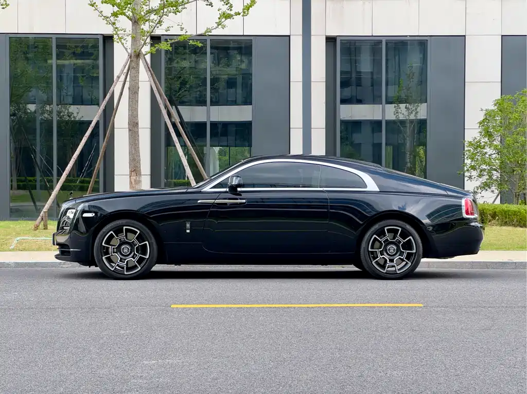 Rolls-Royce Wraith 2021 — фото 7