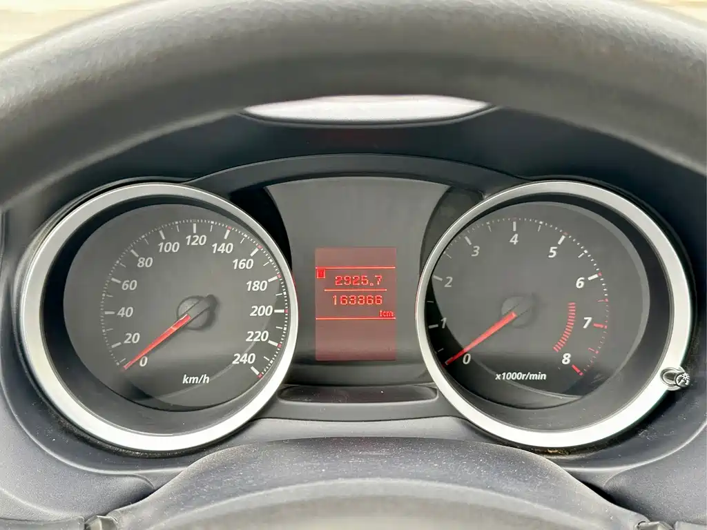 Mitsubishi Lancer EX 2011 — фото 11