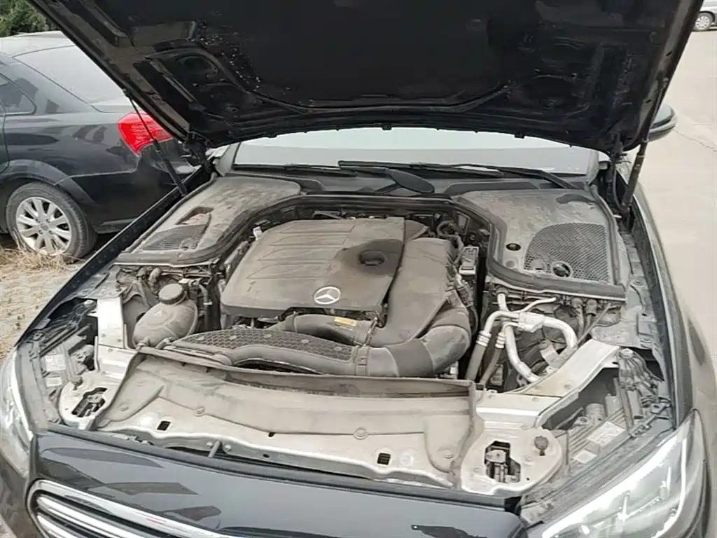 Mercedes-Benz E-Class 2023 — фото 20