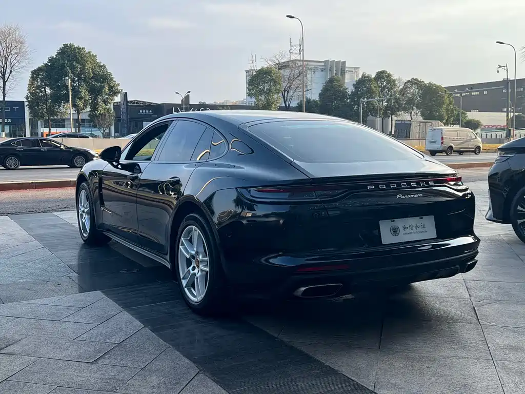 Porsche Panamera 2021 — фото 14