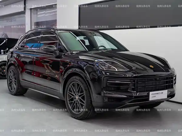 Porsche Cayenne 2025