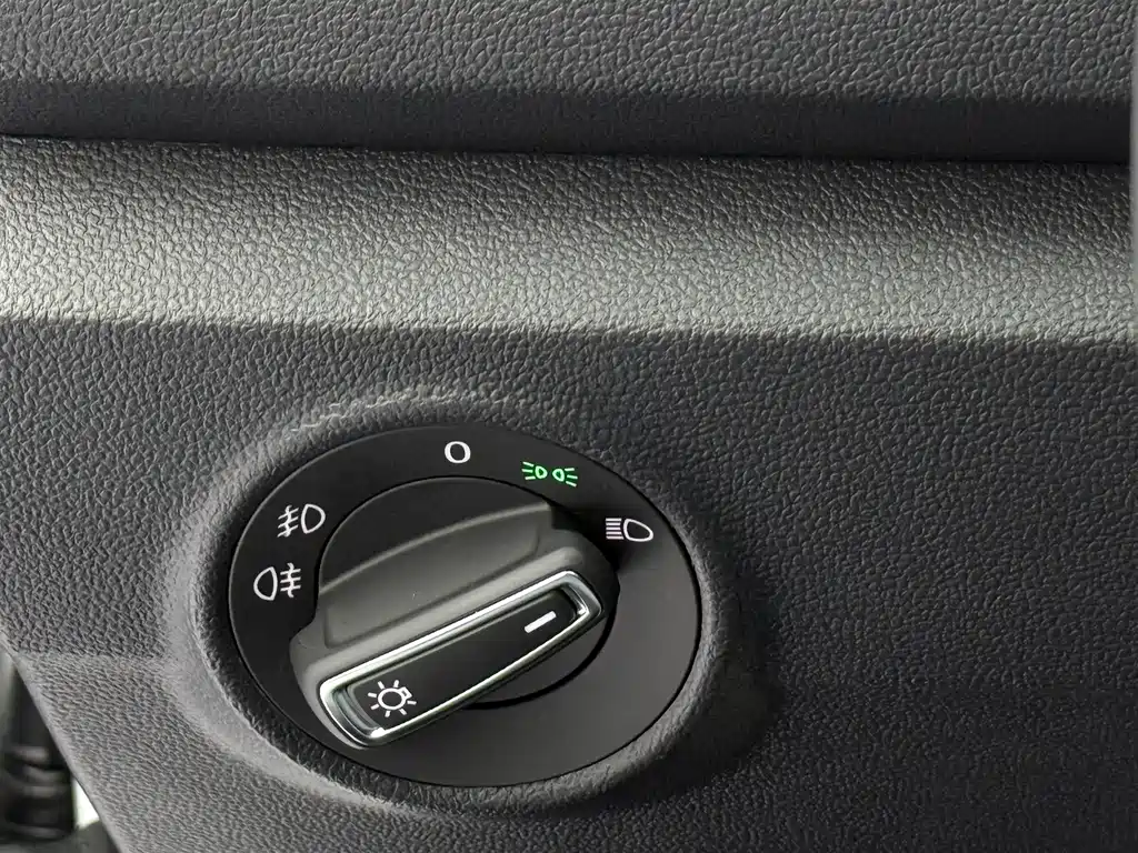 Volkswagen T-Roc 2023 — фото 20