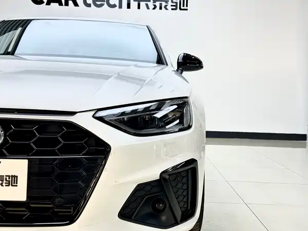 Audi A4L 2025