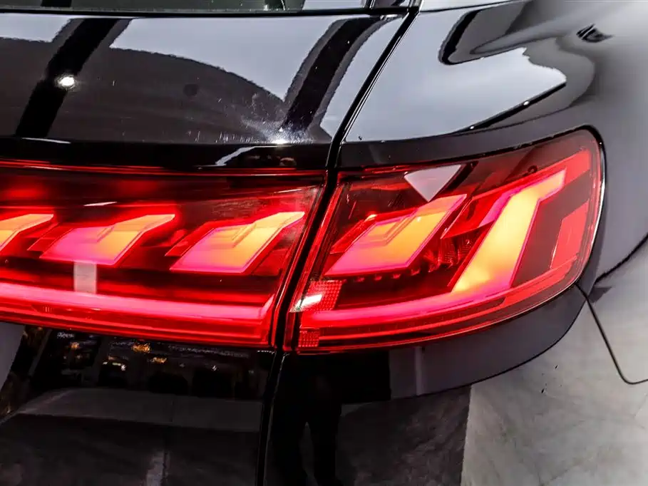 Audi Q6 2024 — фото 24