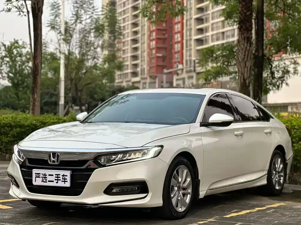 Honda Accord 2019 — фото 1