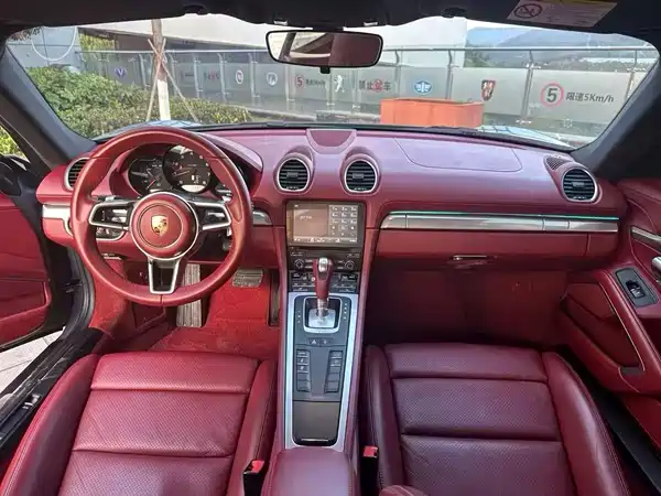 Porsche 718 2018