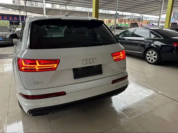 Audi Q7 2017