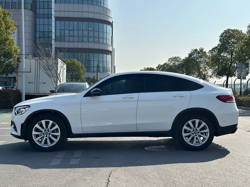 Mercedes-Benz GLC Coupe 2021 — фото 4