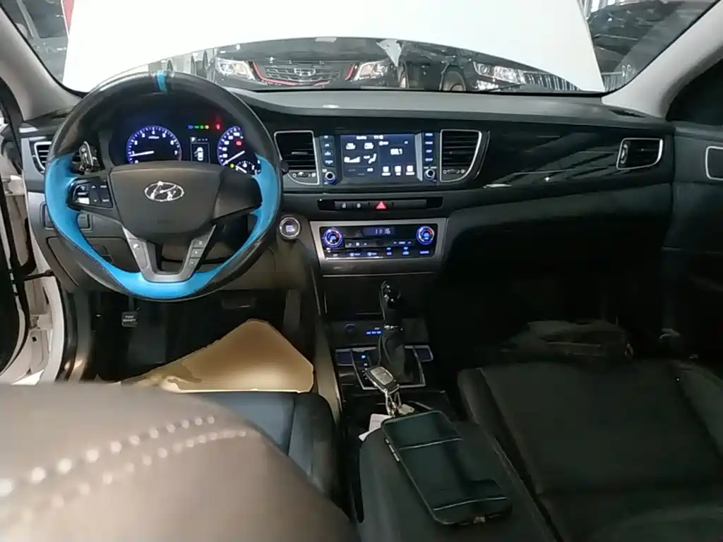 Hyundai Mistra 2016 — фото 10