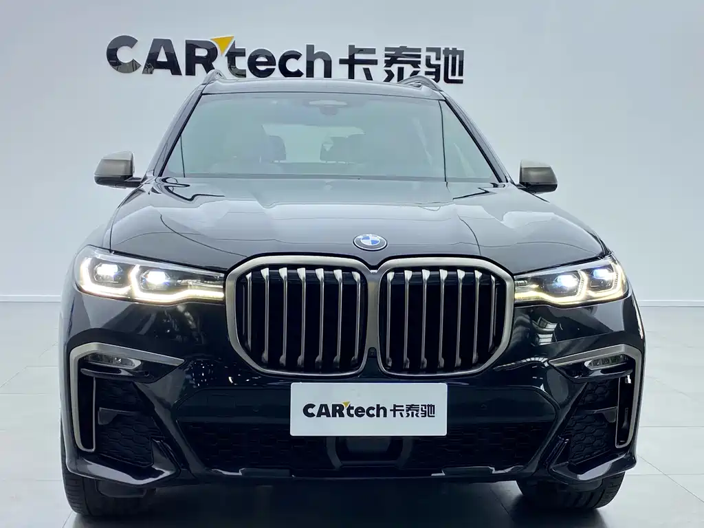 BMW X7 2021 — фото 39