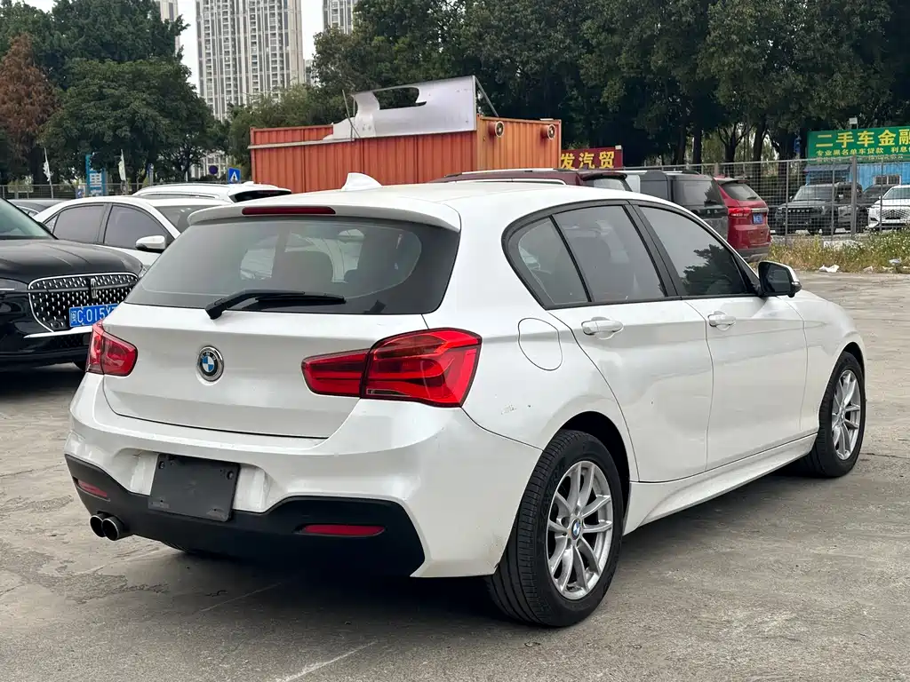 BMW 1 Series 2016 — фото 17