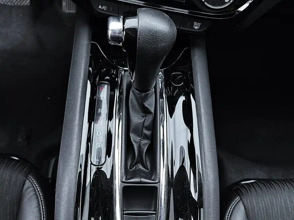 Honda Vezel 2021 — фото 18