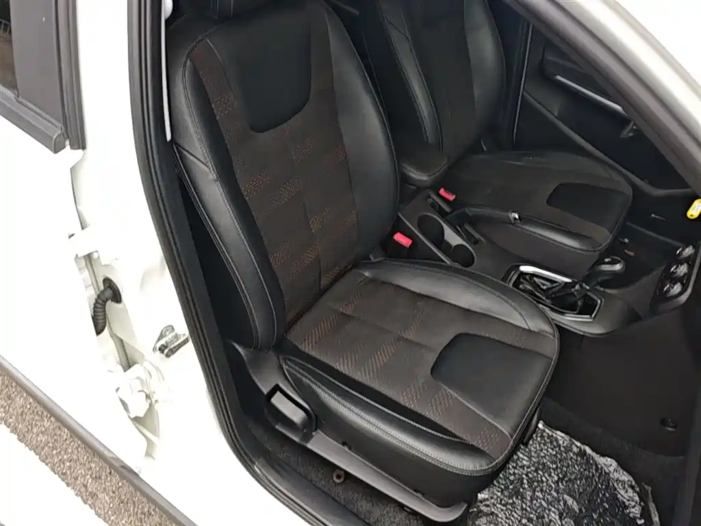 Chery Tiggo 3x 2018 — фото 25