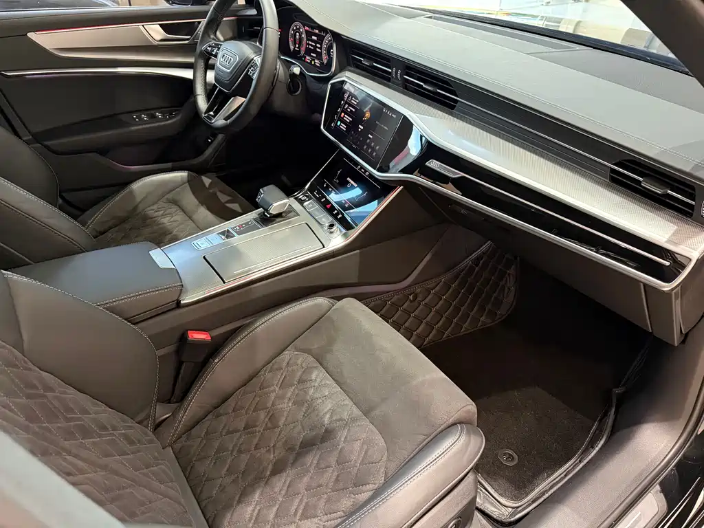 Audi A6L 2023 — фото 11