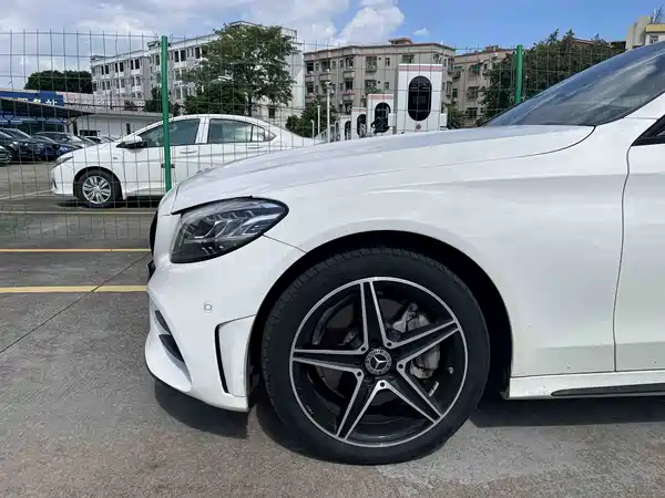 Mercedes-Benz C-Class 2020
