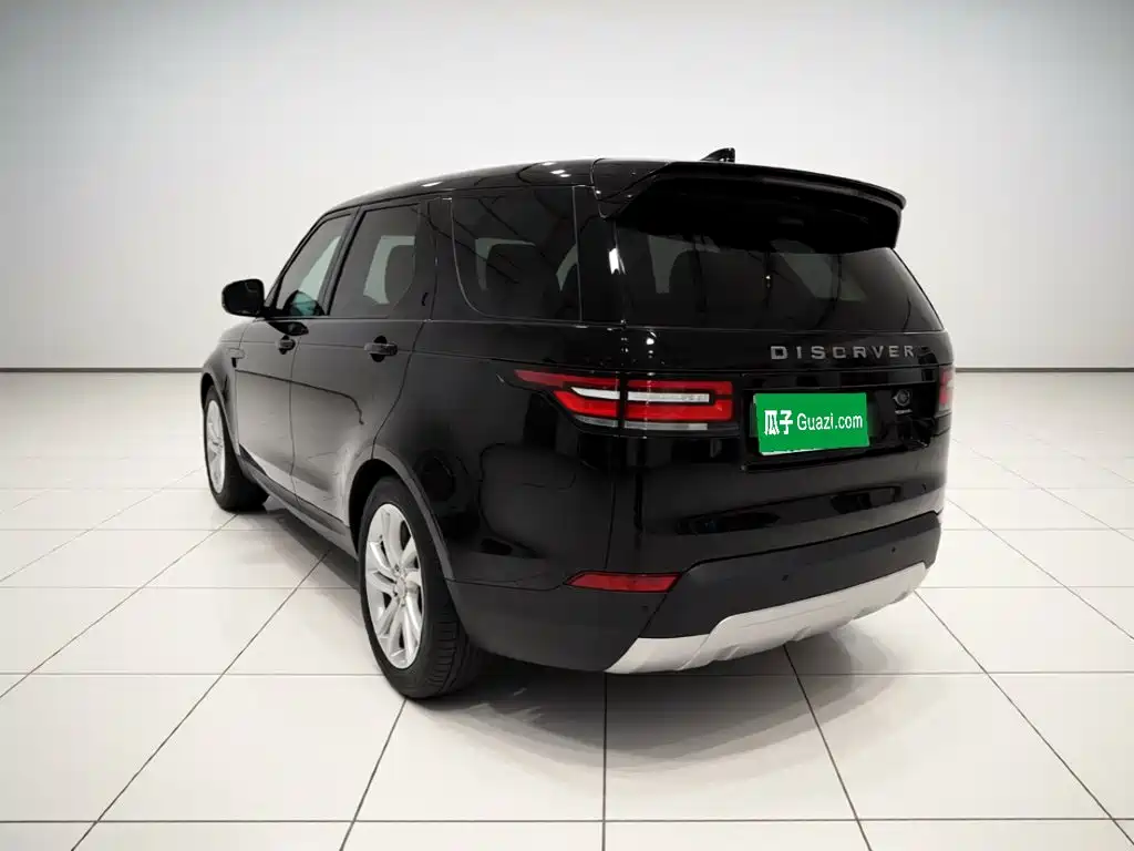 Land Rover Discovery 2018 — фото 4