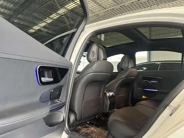 Mercedes-Benz C-Class 2023