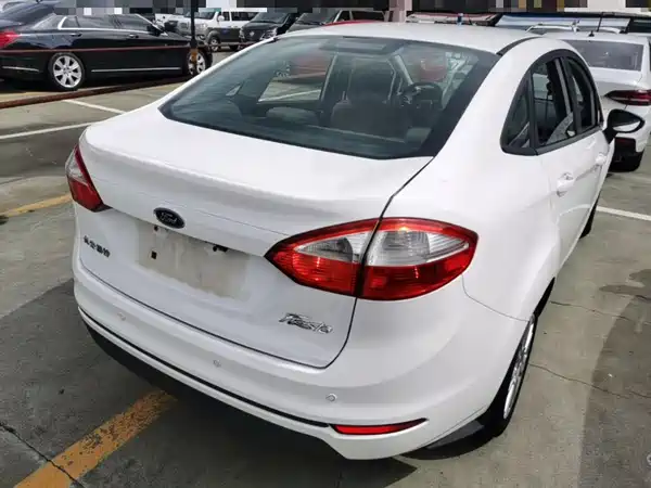 Ford Fiesta 2015