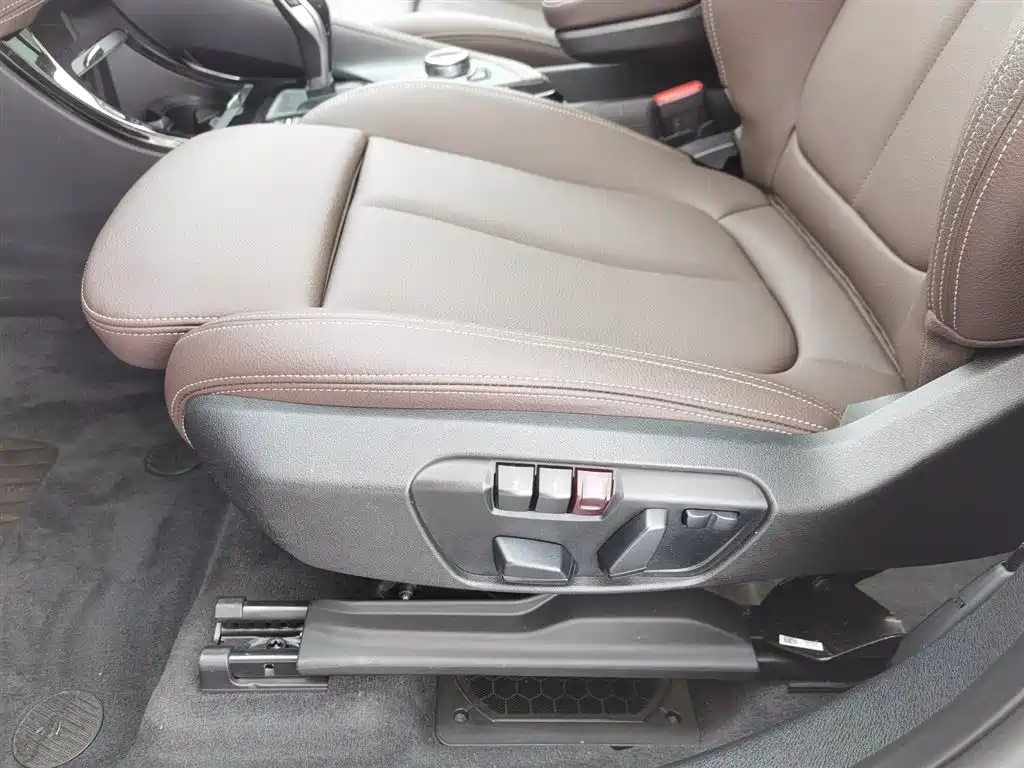 BMW X1 2020 — фото 20