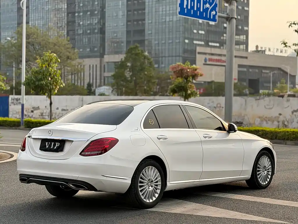 Mercedes-Benz C-Class 2015 — фото 4