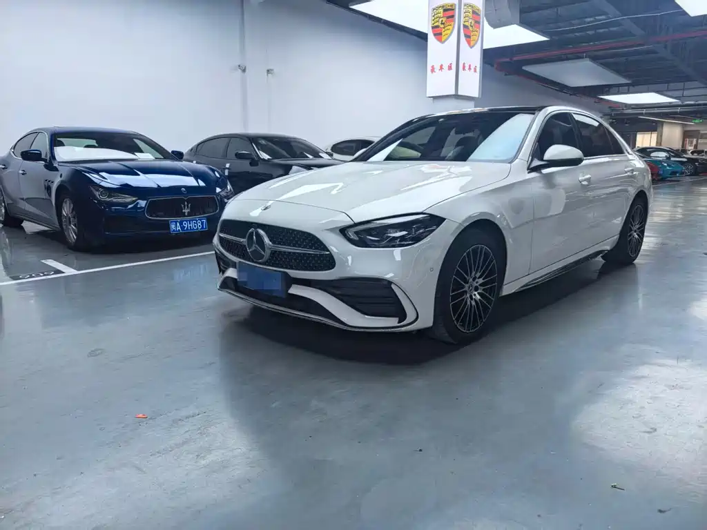 Mercedes-Benz C-Class 2023 — фото 1