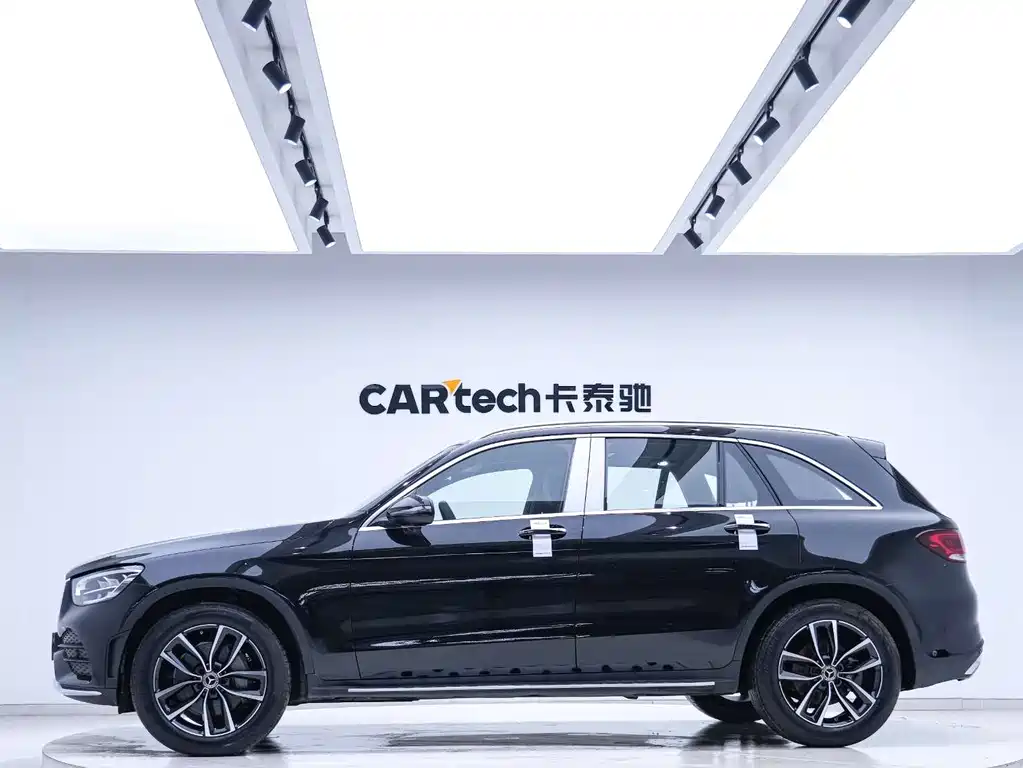 Mercedes-Benz GLC 2022 — фото 2