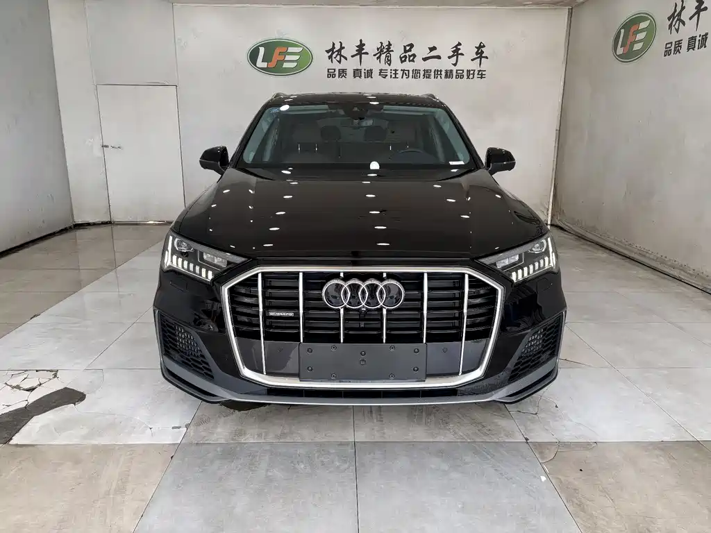 Audi Q7 2023 — фото 2