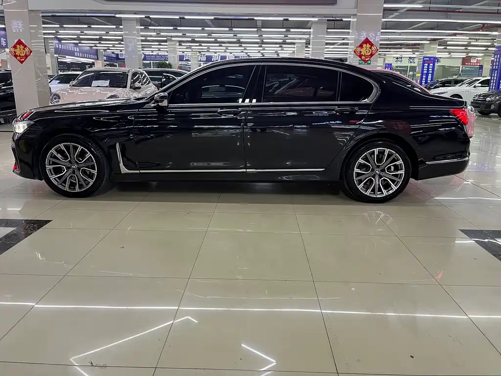 BMW 7 Series 2018 — фото 4