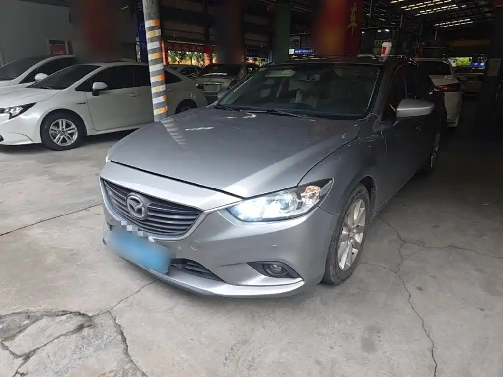 Mazda Atenza 2015