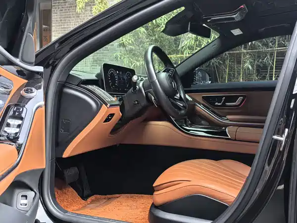 Mercedes-Benz S-Class 2023
