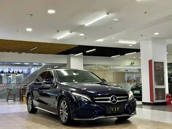 Mercedes-Benz C-Class 2018