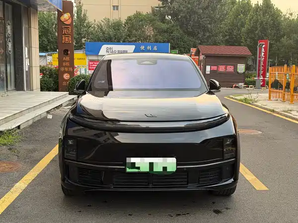 Li Auto L7 2025
