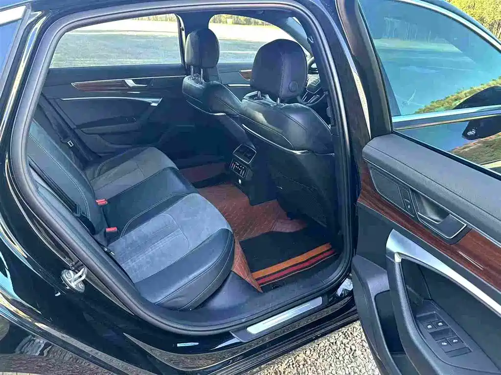 Audi A6L 2022 — фото 10