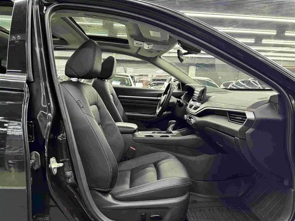 Nissan Teana 2020