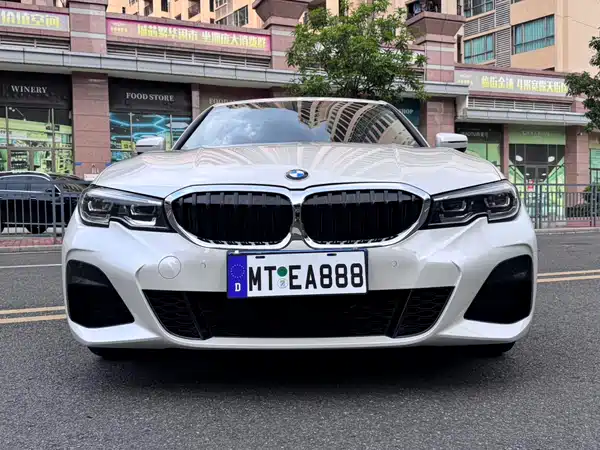 BMW 3 Series 2020