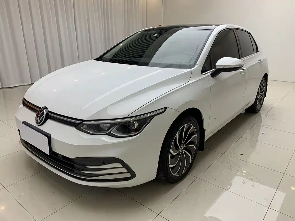 Volkswagen Golf 2022