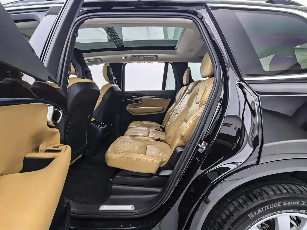 Volvo XC90 2016 — фото 14