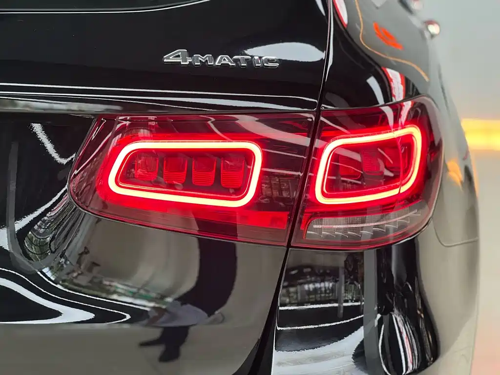 Mercedes-Benz GLC 2020 — фото 18