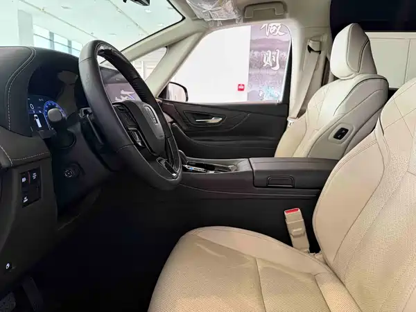 Toyota Vellfire 2023