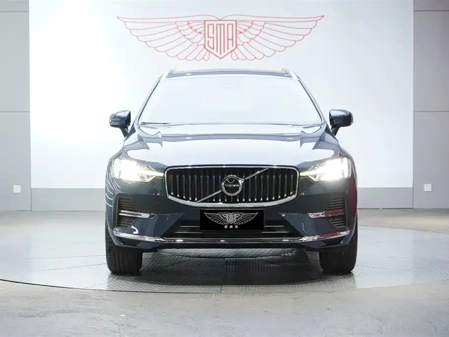 Volvo XC60 2024 — фото 3