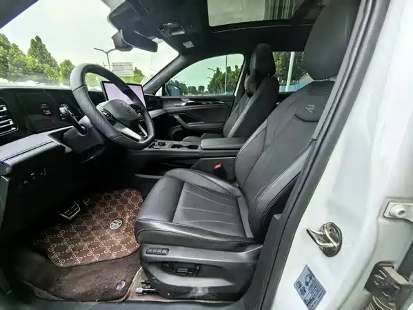 Volkswagen Tiguan L 2025