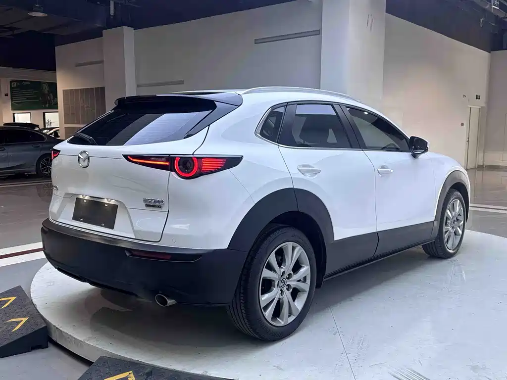 Mazda CX-30 2022 — фото 5