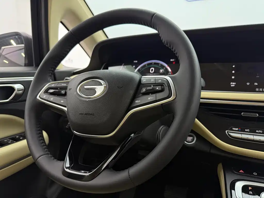 GAC Trumpchi M6 2022 — фото 14