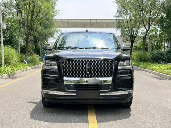 Lincoln Navigator 2023