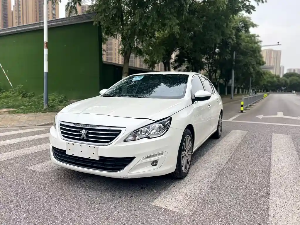 Peugeot 408 2015