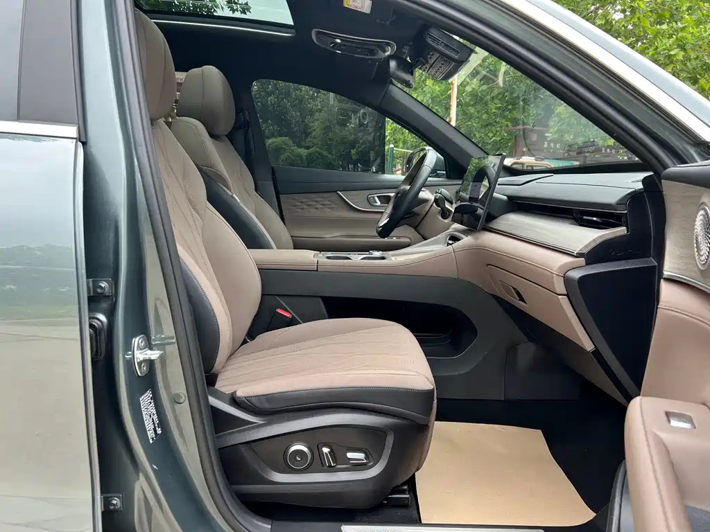 Chery Tiggo 8 PLUS 2024 — фото 17