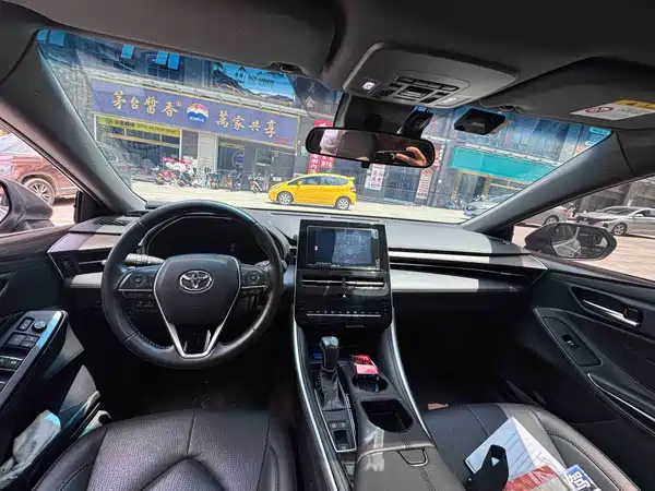 Toyota Avalon 2023