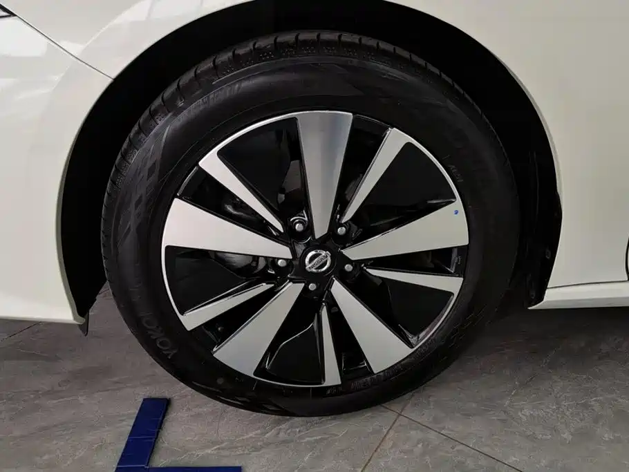 Nissan Teana 2022